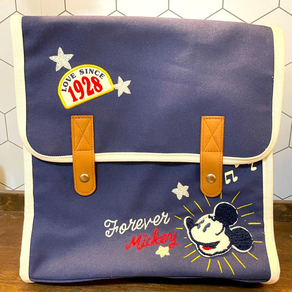 New Navy Blue Back pack with Chenille Mickey Mouse patch NWT